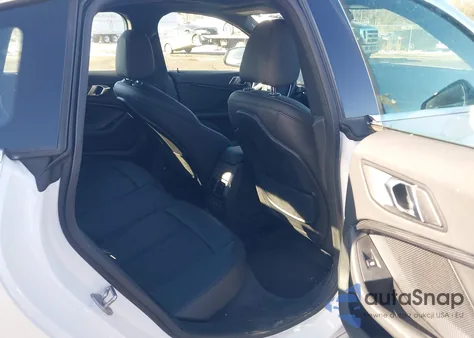 2021 BMW 228I Gran Coupe xDrive z USA, uszkodzony, nr VIN WBA73AK05M7J74715